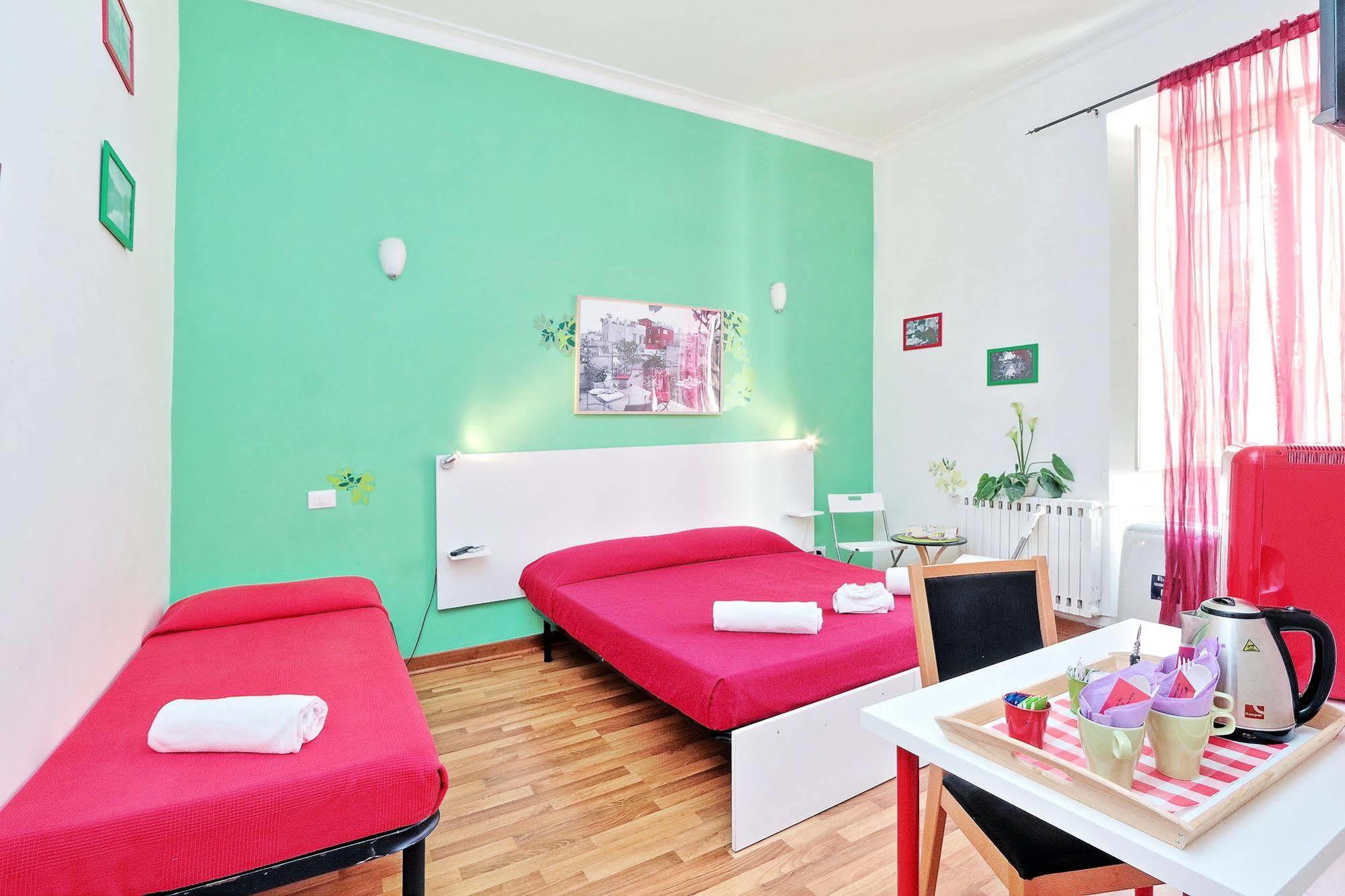 Lucky Domus Rooms Rzym Zewnętrze zdjęcie